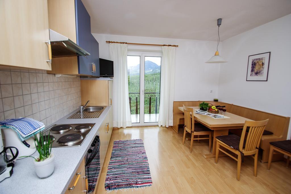 Haus Sonnegg Apartment Marlengo Exterior foto